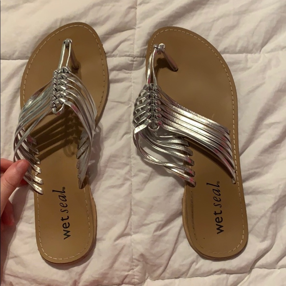 Wet seal sandals